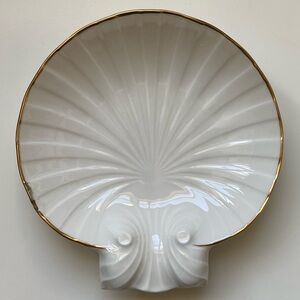 Vintage Noritake Ivory China Shell-Shaped Dish with Gold Trim